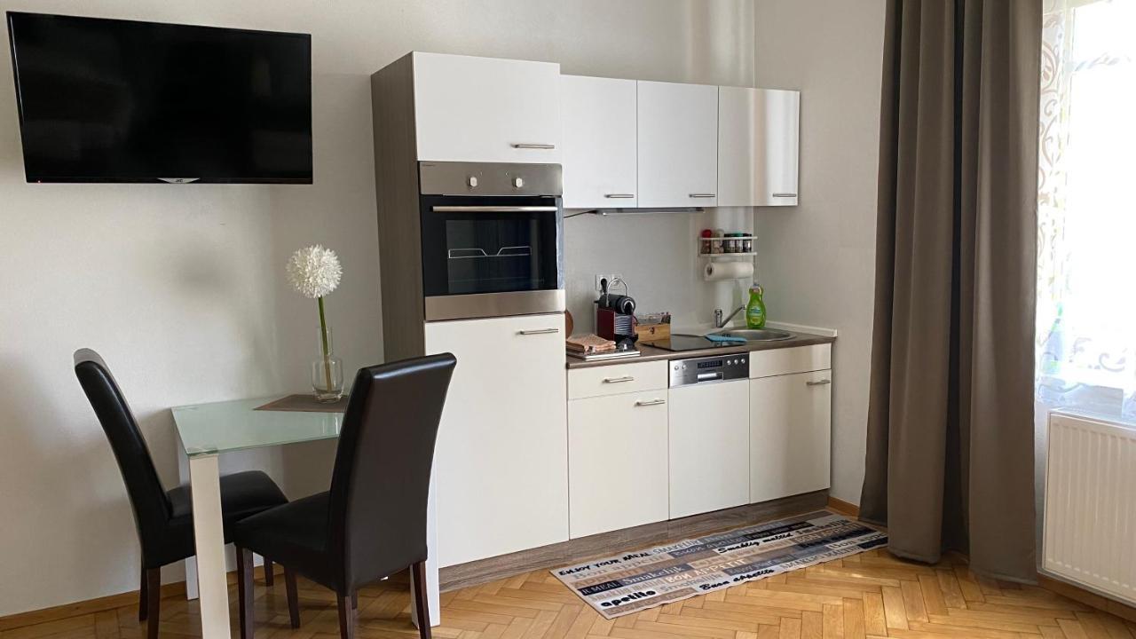 Apartment Im Gruenen Leoben  Esterno foto